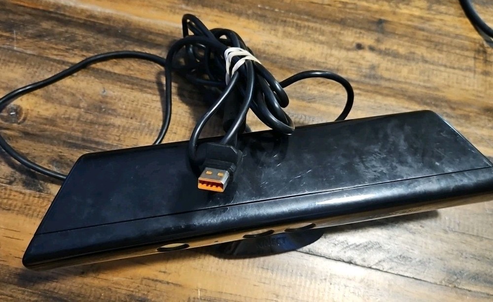 MICROSOFT XBOX 360 KINECT SENSOR CAMERA Model 1473 Tested