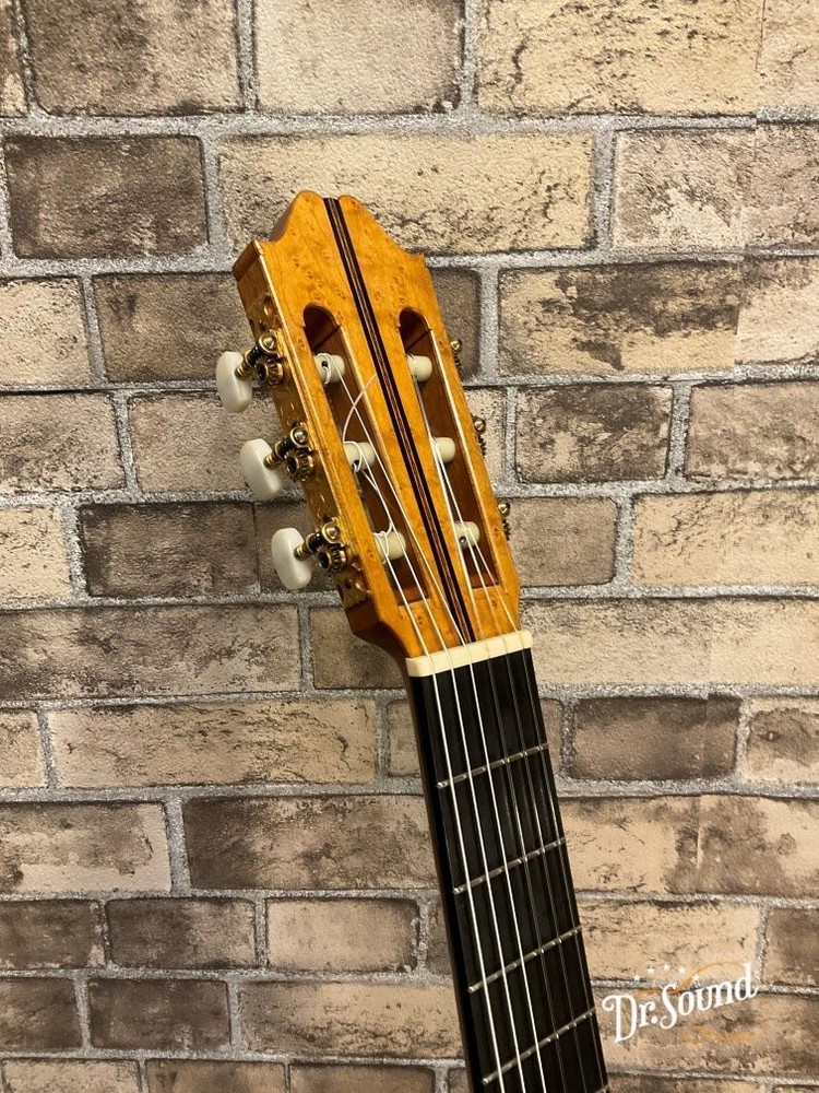 Kaoru Ono 1997 Maple Classical Guitar Used