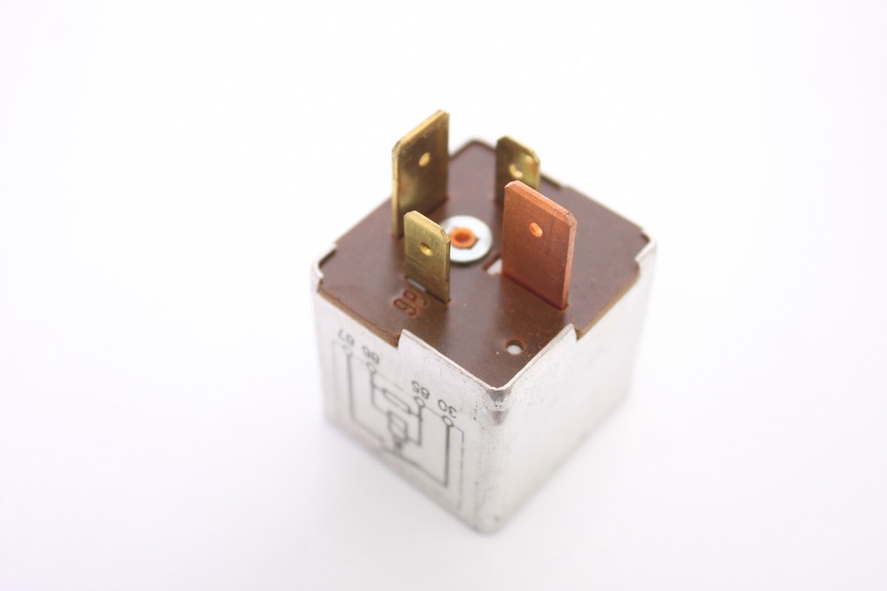 Porsche OEM Relay 92861511101