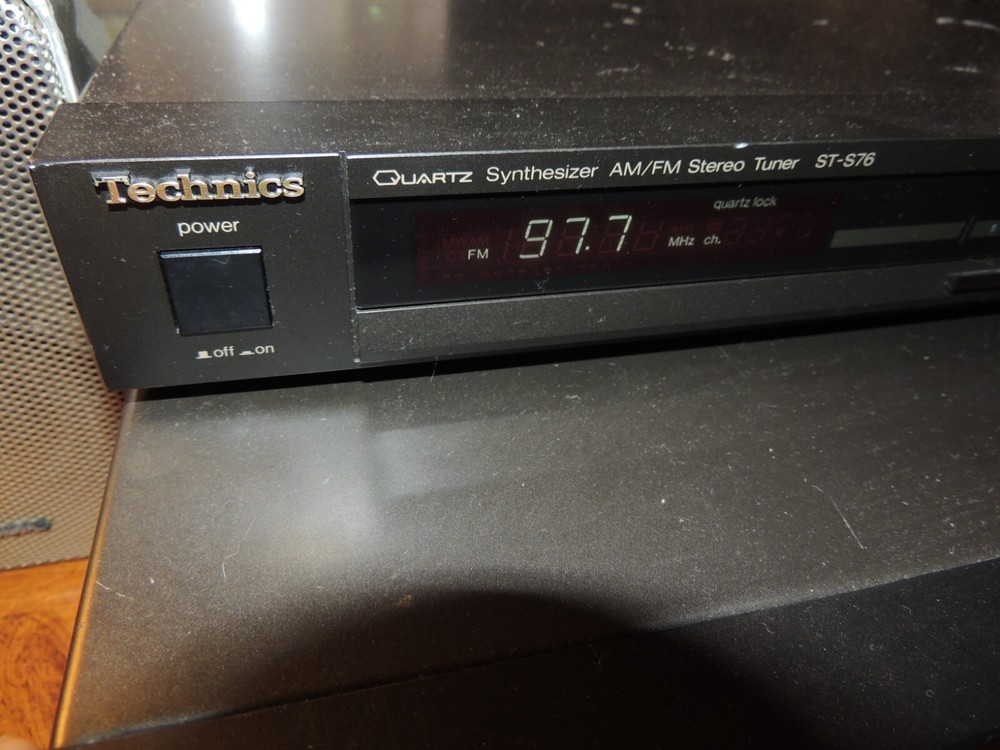 Technics ST-S76 Quartz Synthesizer AM/FM Stereo