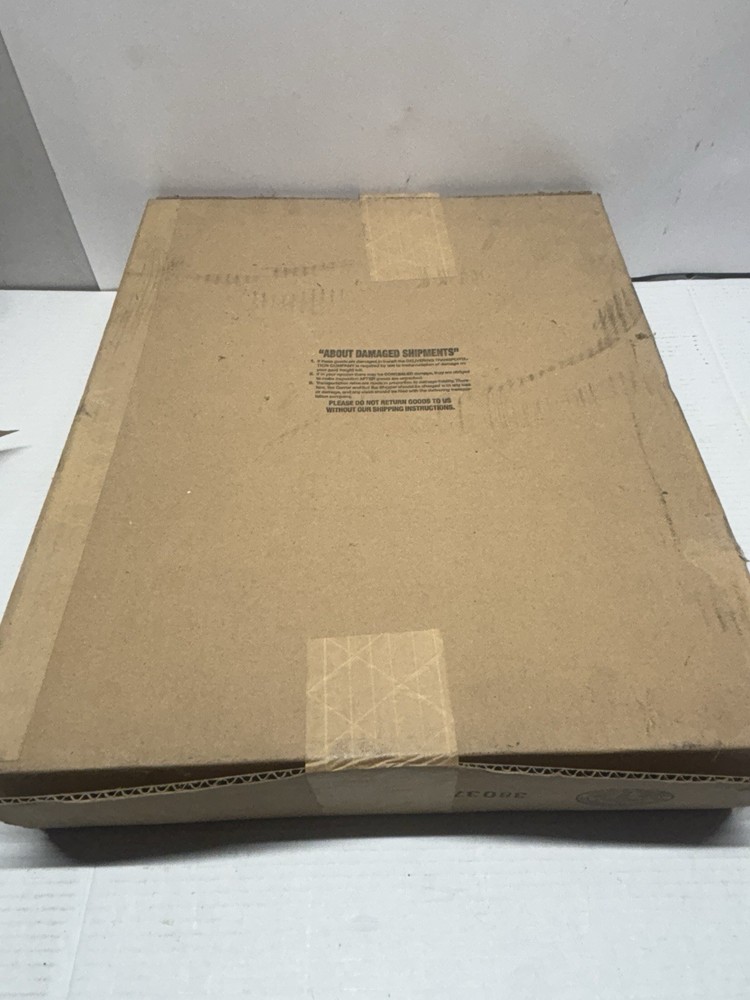QMark LFKSM Surface Mounting Sleeve White New Open Box