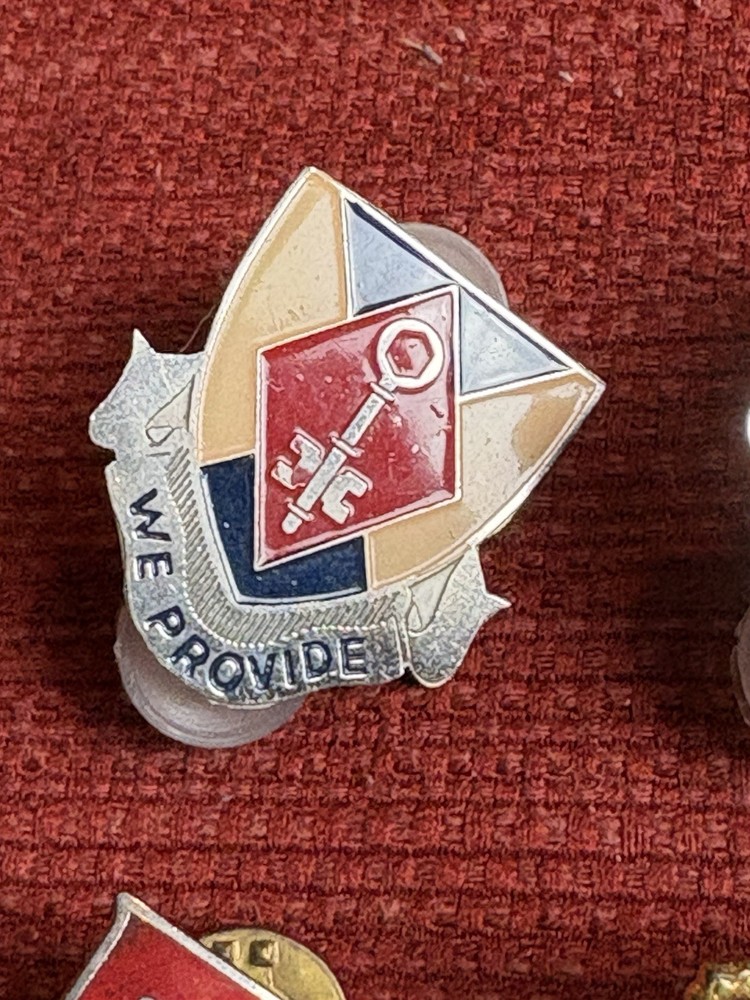 Vintage U.S. Military Pin Lot 75th Support 5th Engineer Drill Sergeant Trainer