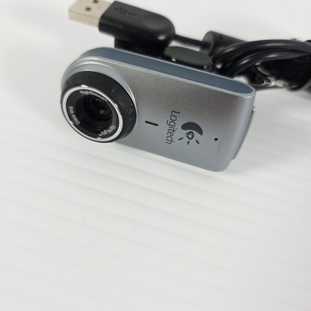 Logitech QuickCam Deluxe for Notebooks Model V-UBV49 - Tested