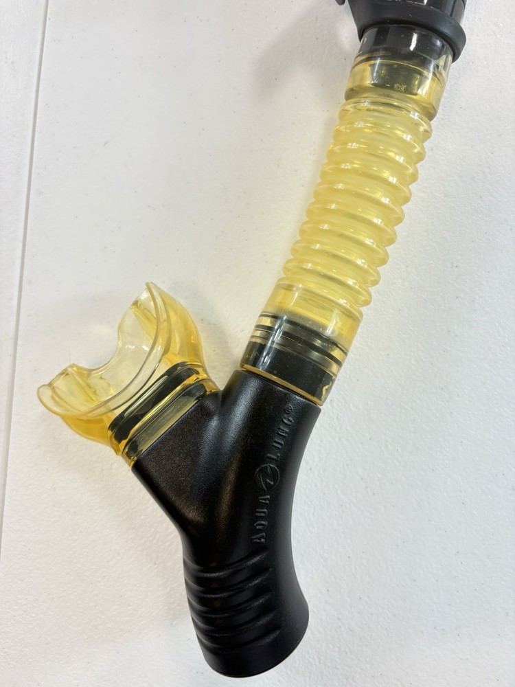 Aqualung Impulse 2 Flex Dive Snorkel Black/green & Seadive Goggles Bundle