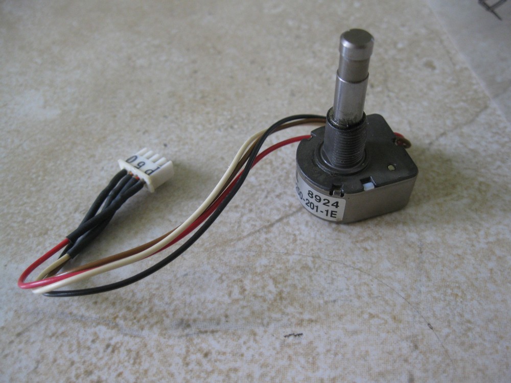 Yaesu FT-757GX replacement VFO Encoder in Good shape working as it should