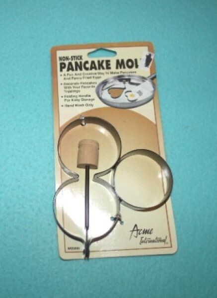 Non-Stick Pancake Mold - New on Card - Circles