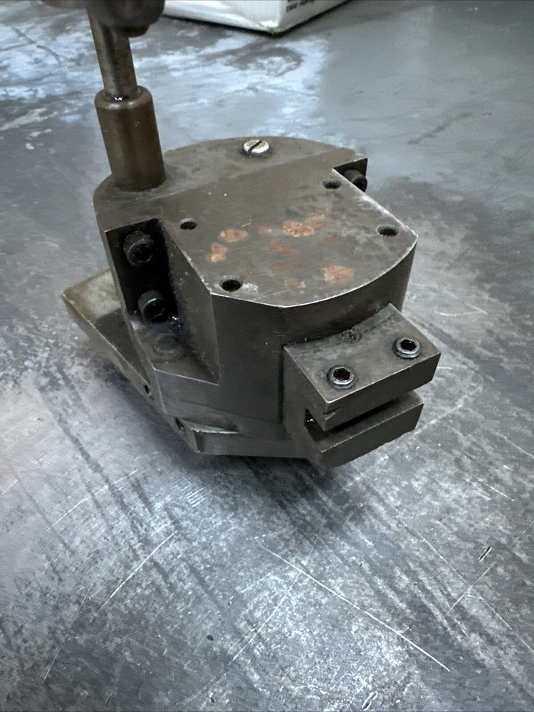 Milling Machine Broaching Tool Holder