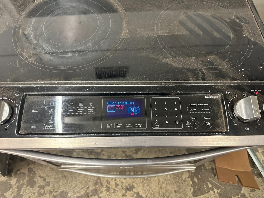 Genuine WHIRLPOOL Range, Control Board # W10759281