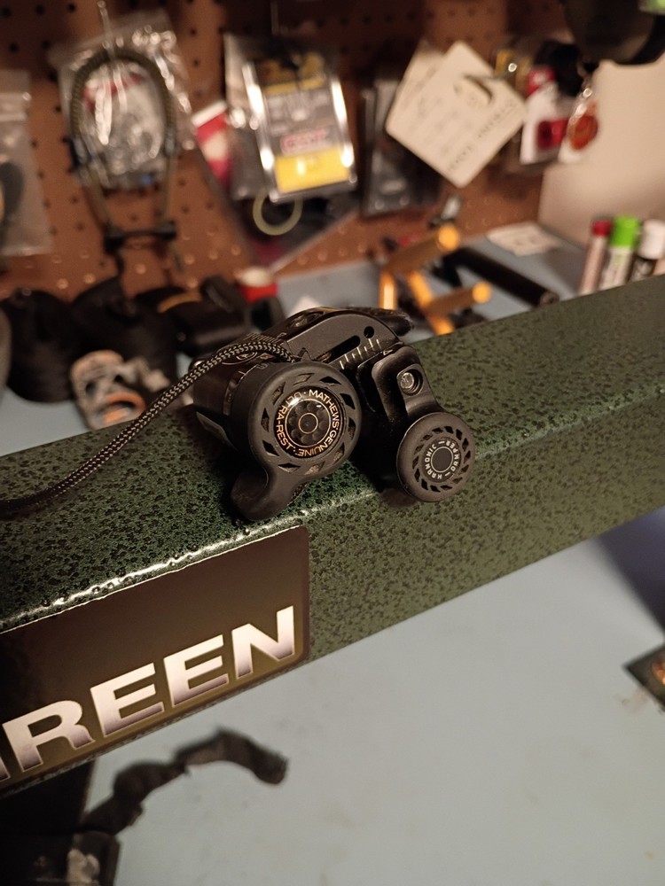 Mathews Archery Drop away Rest Righthand