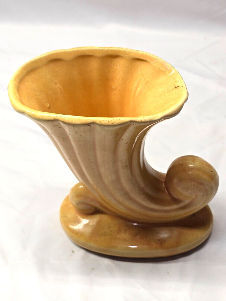 McCoy Cornucopia Shell Planter Vase 6.5" Vintage USA Pottery