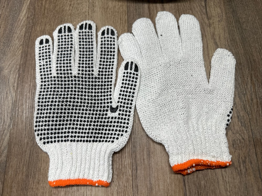 EMERGENCY ROADSIDE ASSISTANCE KIT