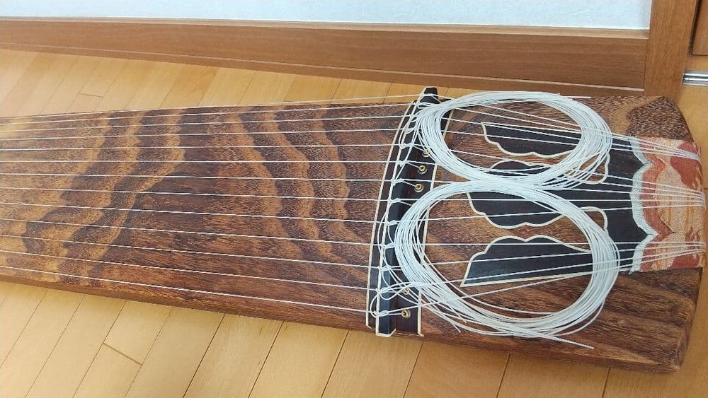 13 strings Koto Instruments Vintage high Class with accessories