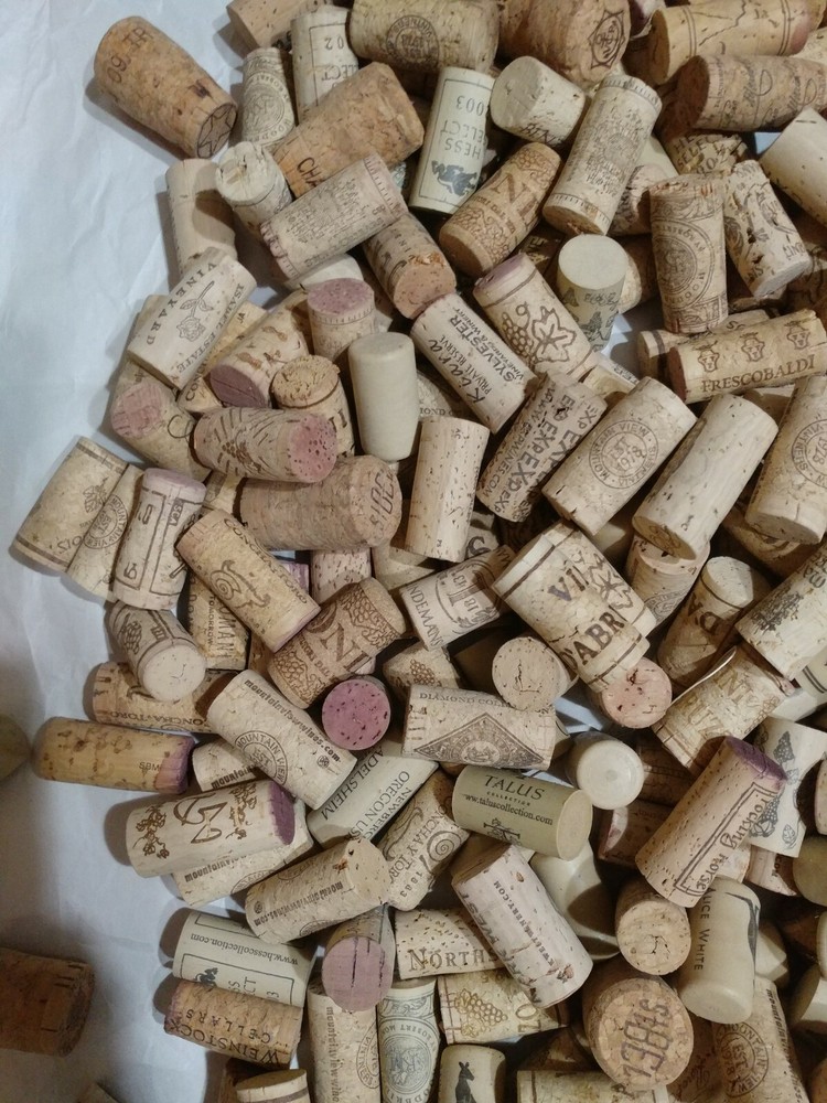 USED Lot of 4lbs Wine Corks