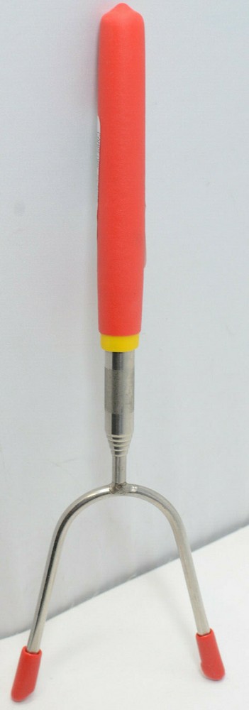 Extendable Camping/Cooking Fork with Tip Safety Guards