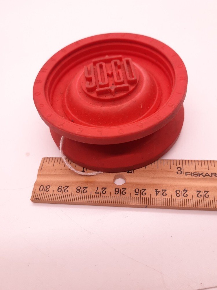 1988 Milton Bradley Yo Go Rubber Yo-Yo No String