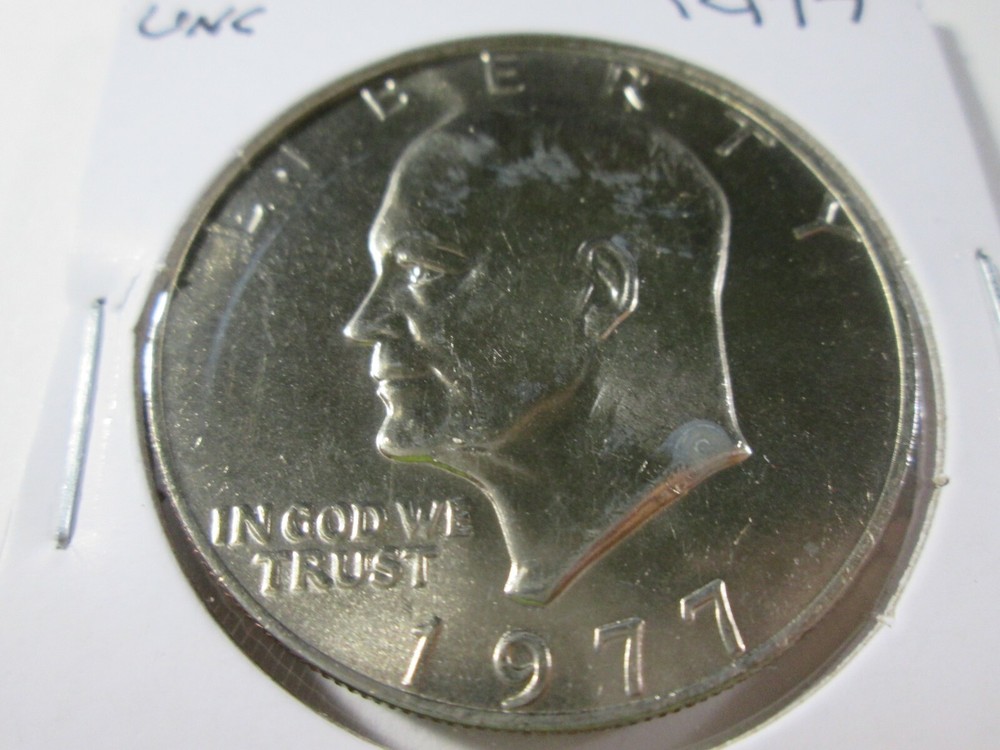 1977 EISENHOWER  UNC FROM MINT SET  OO1