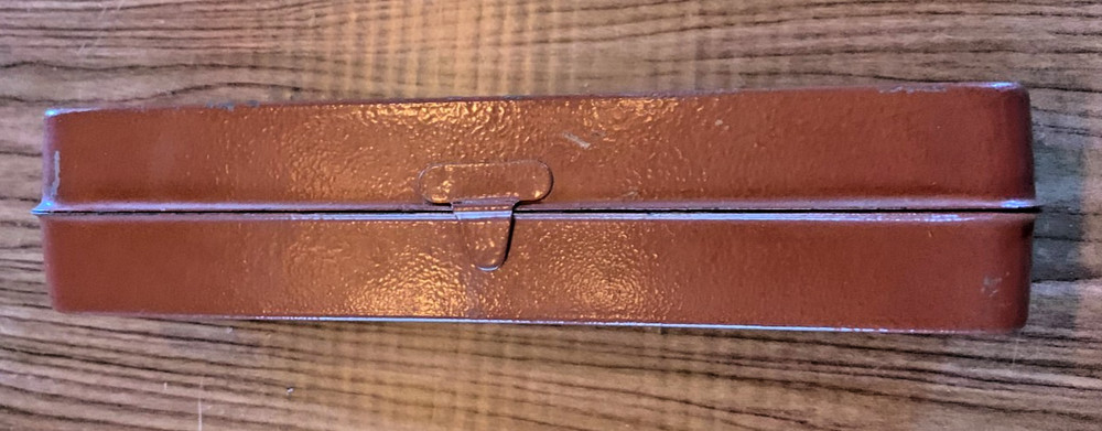 Impact Driver (Right/Left) with 2 Bits, Metal Case [e-04]