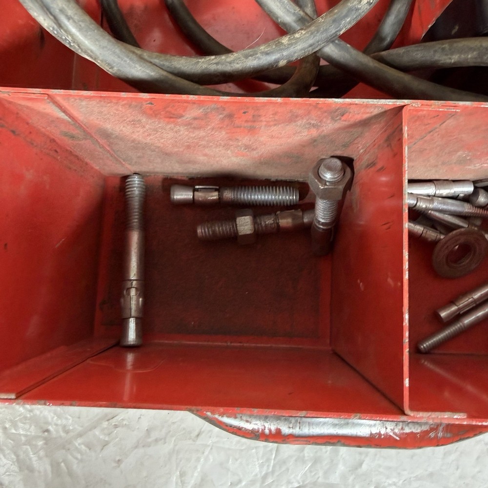 HILTI HAMMER DRILL MODEL TE 12 W/ HARD CARRYING CASE AND DRILL BITS Working