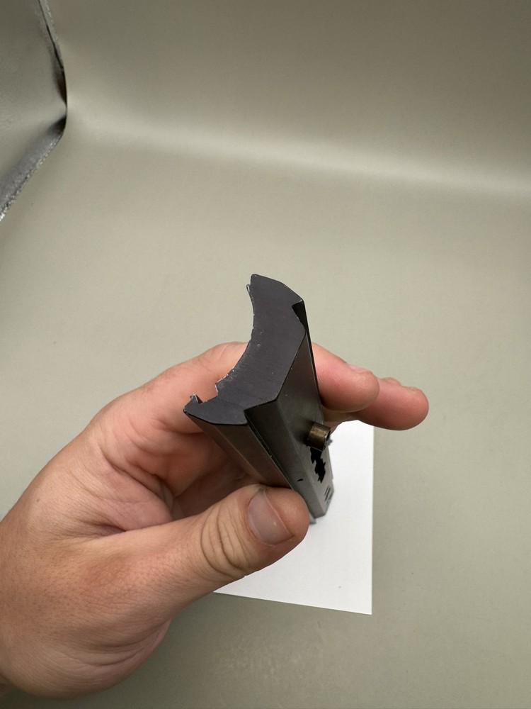 AGD Automag Classic Rail Black