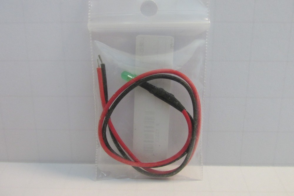 NEW LIGHT GREEN LED LIGHT/BULB for MODEL RAILROADING