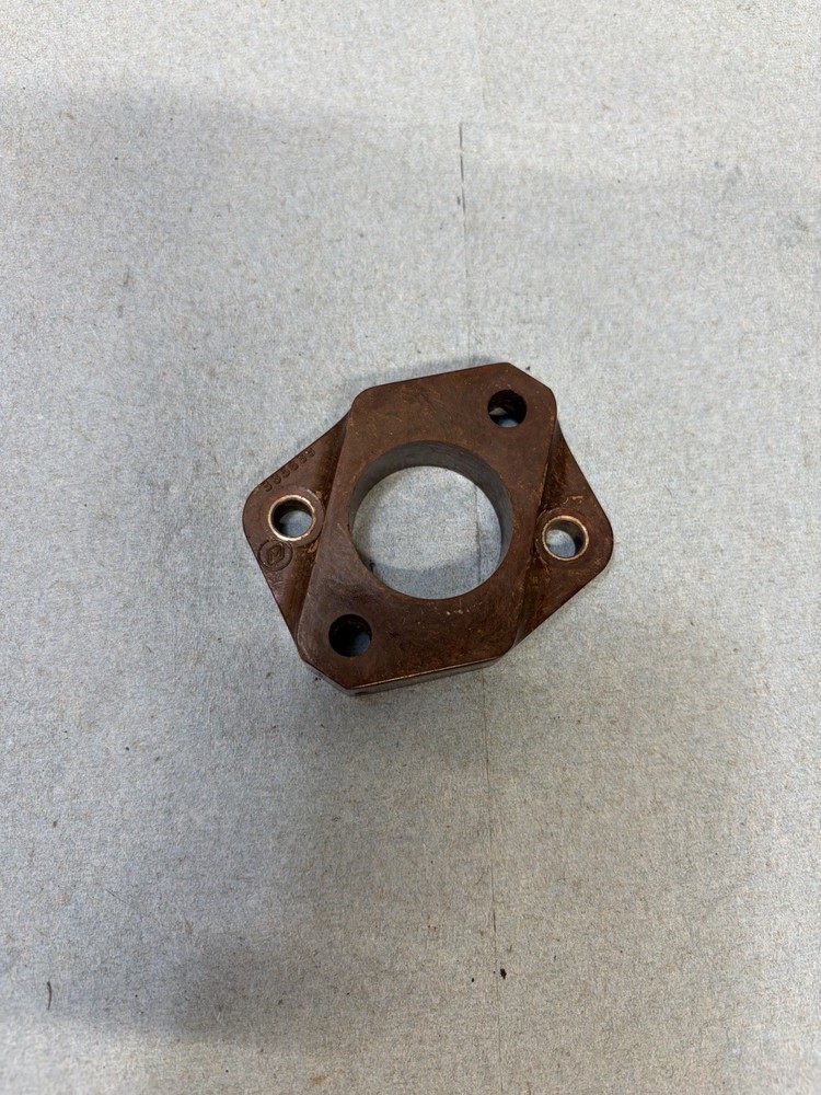 Johnson / Evinrude carburetor insulation block 385633