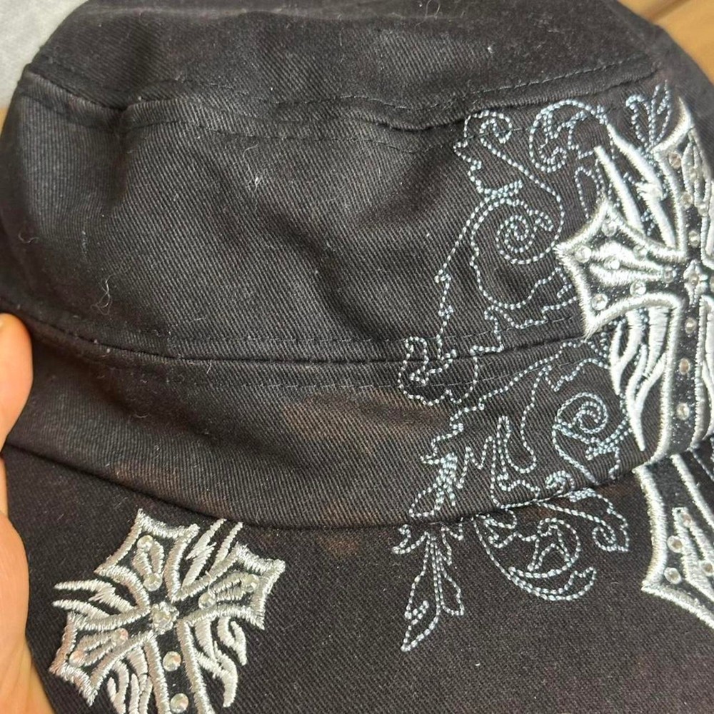 Y2K black and white cross embroidered cap