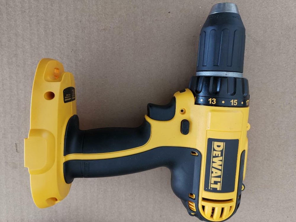 New! Dewalt DC720 18V 2-Speed 1/2" Drill Driver - bare tool