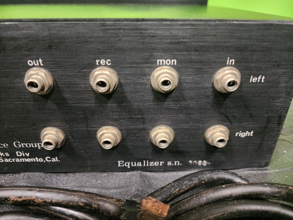 Vintage QUINTESSENCE GROUP AUDIO Stereo Equalizer EQ