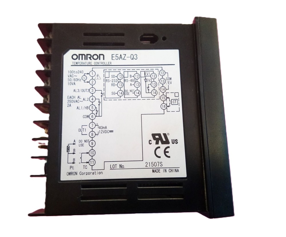 1PCS Omron E5AZ-Q3 Unit New in box