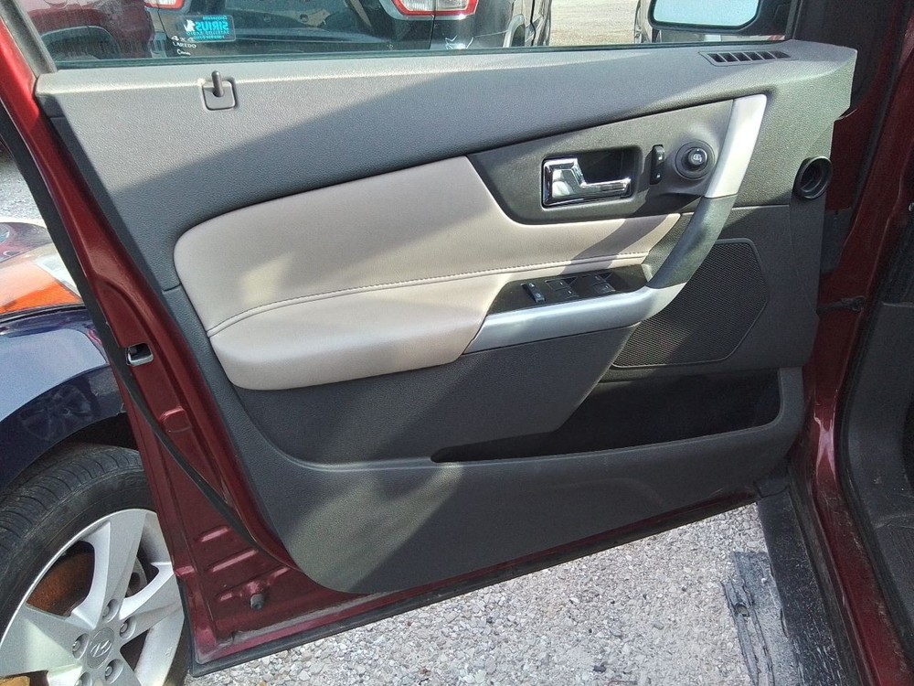 2014 Ford Edge Front Center Dash Mounted 8' Touch Screen from 04/09/14