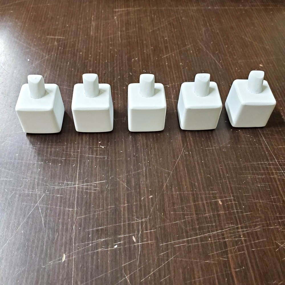 [SET OF 5] Magnetic False Nail Tip Solid Practice Display Stand Rest Holders NEW