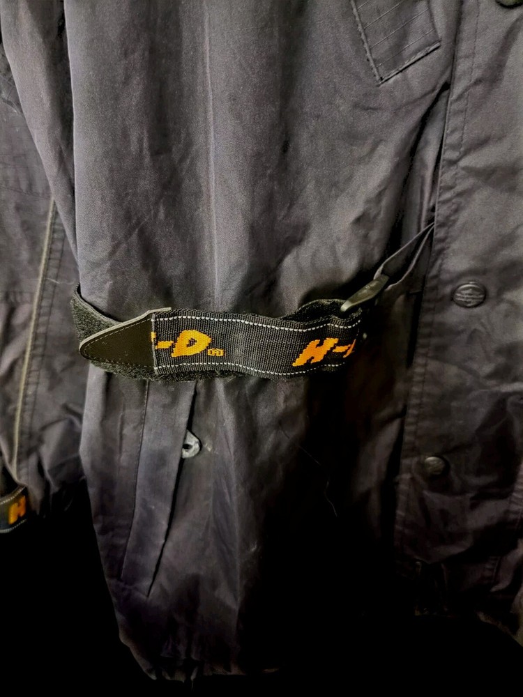 HARLEY DAVIDSON Rain Suit Jacket WATERPROOF Size Medium.