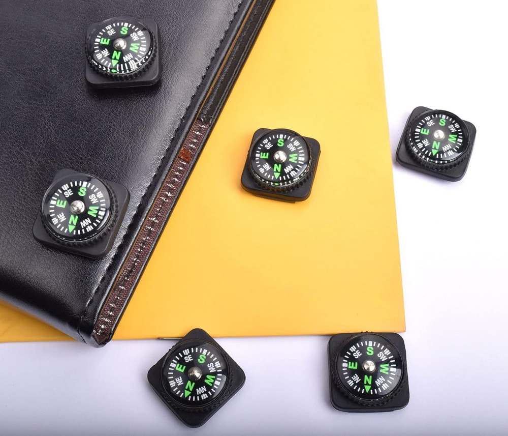 15pcs Slip-On Wrist Compass Hard Shell Liquid Filled Mini Small Button Compass..