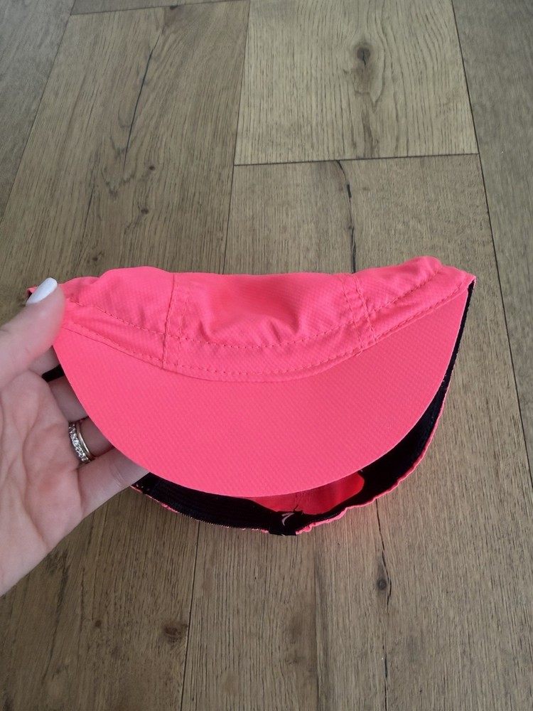 Specialized Deflect UV Cycling Cap Neon Pink size S/M