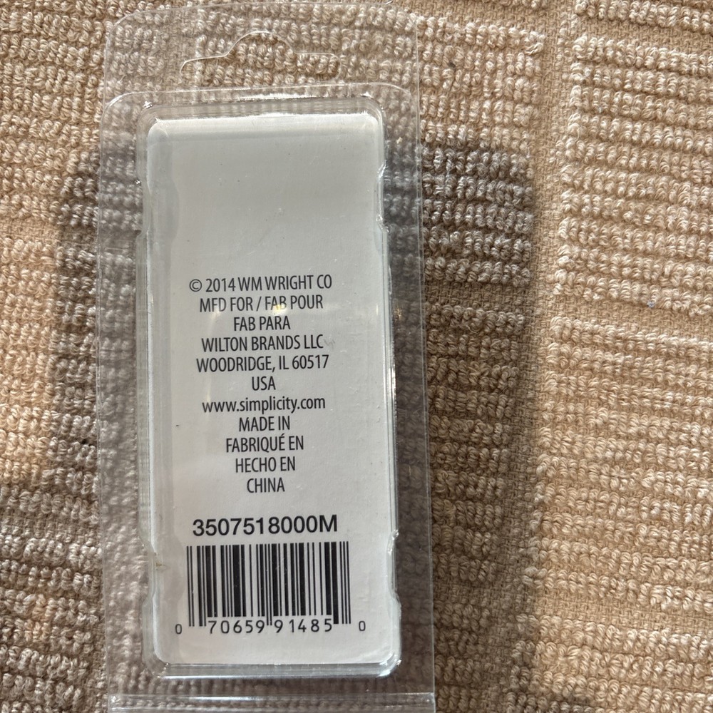 Plastic Canvas Needles Size 16 - Pack of 2