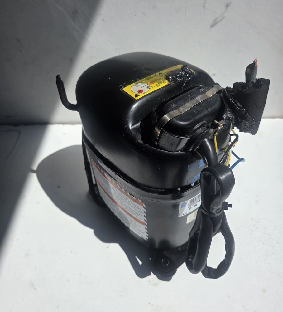 TECUMSEH Compressor CAJ2432Z R-404A  ~DEEP FREEZER~ HERMATIC  ~FREE SHIPPING