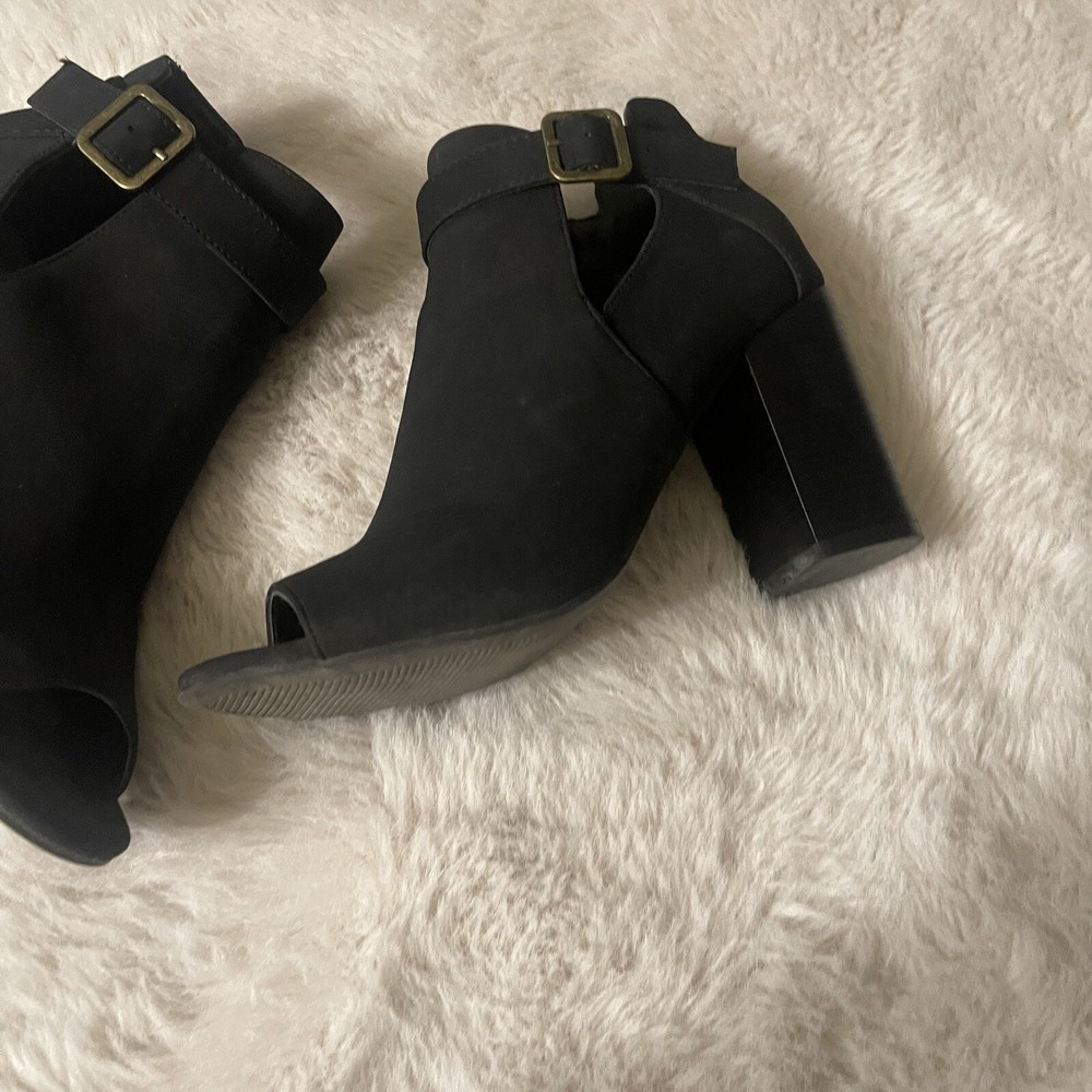 Macys Black Suede Heeled Boots size 8