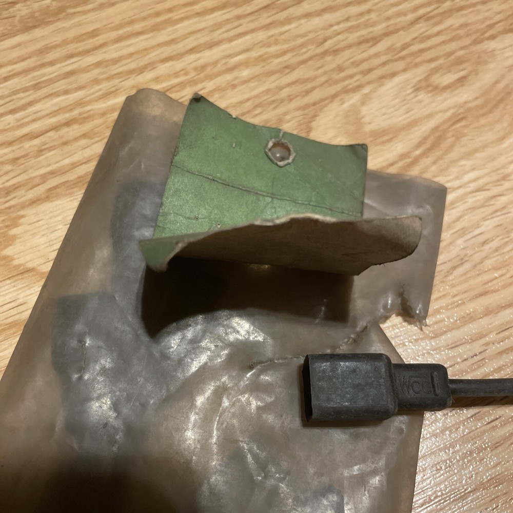 john deere R 32025 terminal with 4 leg deer tag