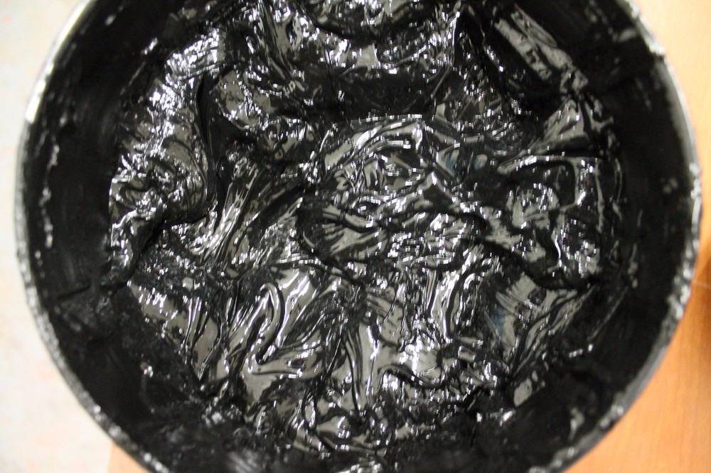 TRIANGLE BLACK SILK Plastisol Screenprint Ink Gallon