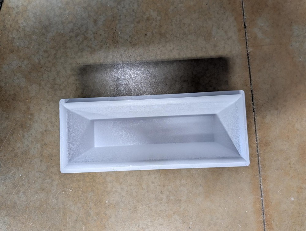 White Pool Steps for gunite pools Part Number R05844