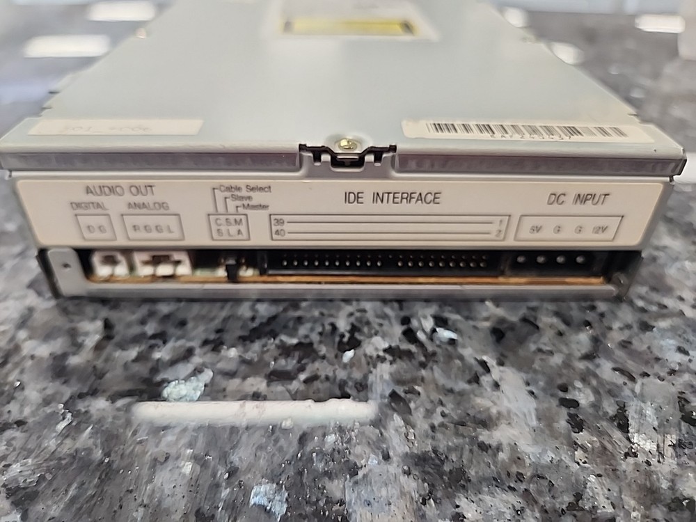 Mitsumi CRMC-FX240S CD ROM Drive