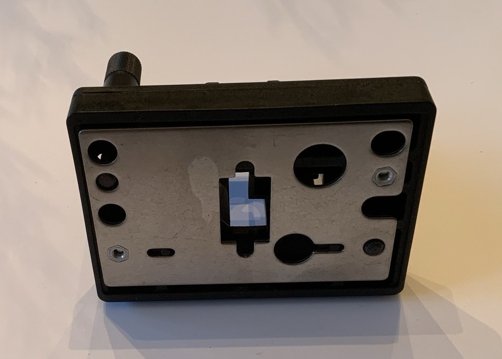 Perkin Elmer Standard Cell Holder Lambda 2 Spectrophotometer Bio B0505071