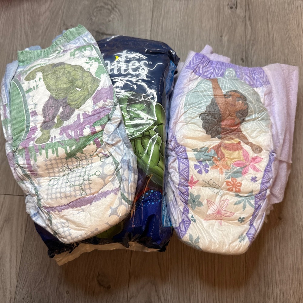 Goodnites Pull Up Diaper 13 Count Bedwetting Underwear S/M  Marvel Moana Disposi