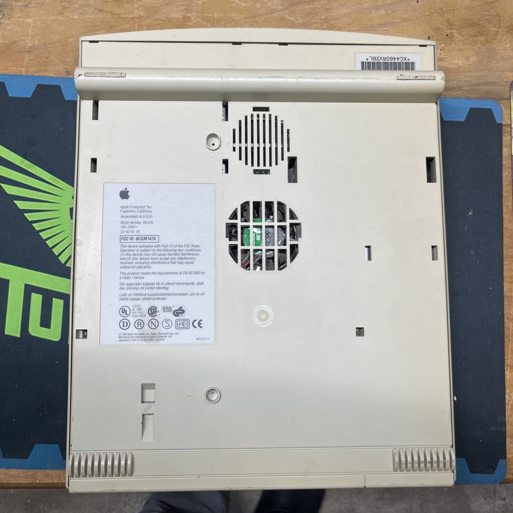 Apple Macintosh LC 475 POWER ON UNTESTED
