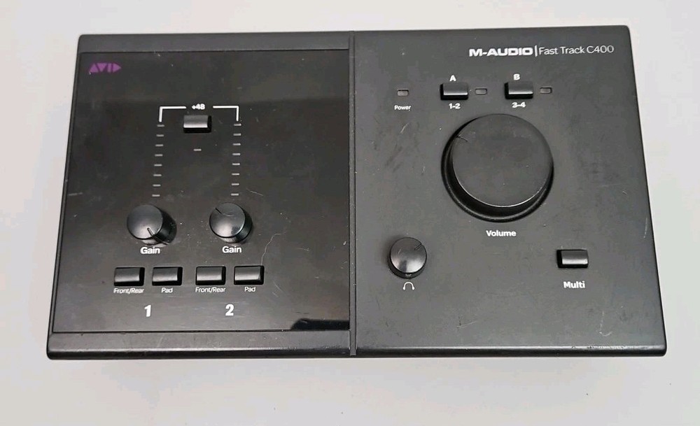 M-Audio Fast Track C400 - USB Recording Interface with DSP