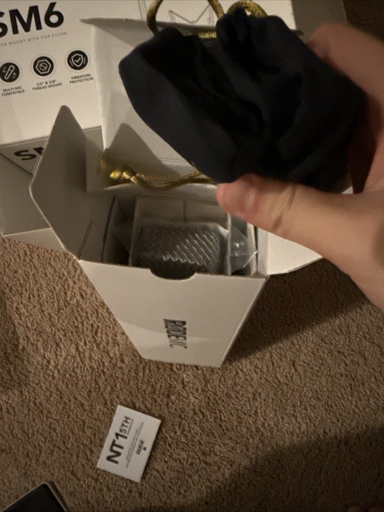 Rode NT1 5th Generation Condenser Microphone Silver (NT1GEN5)