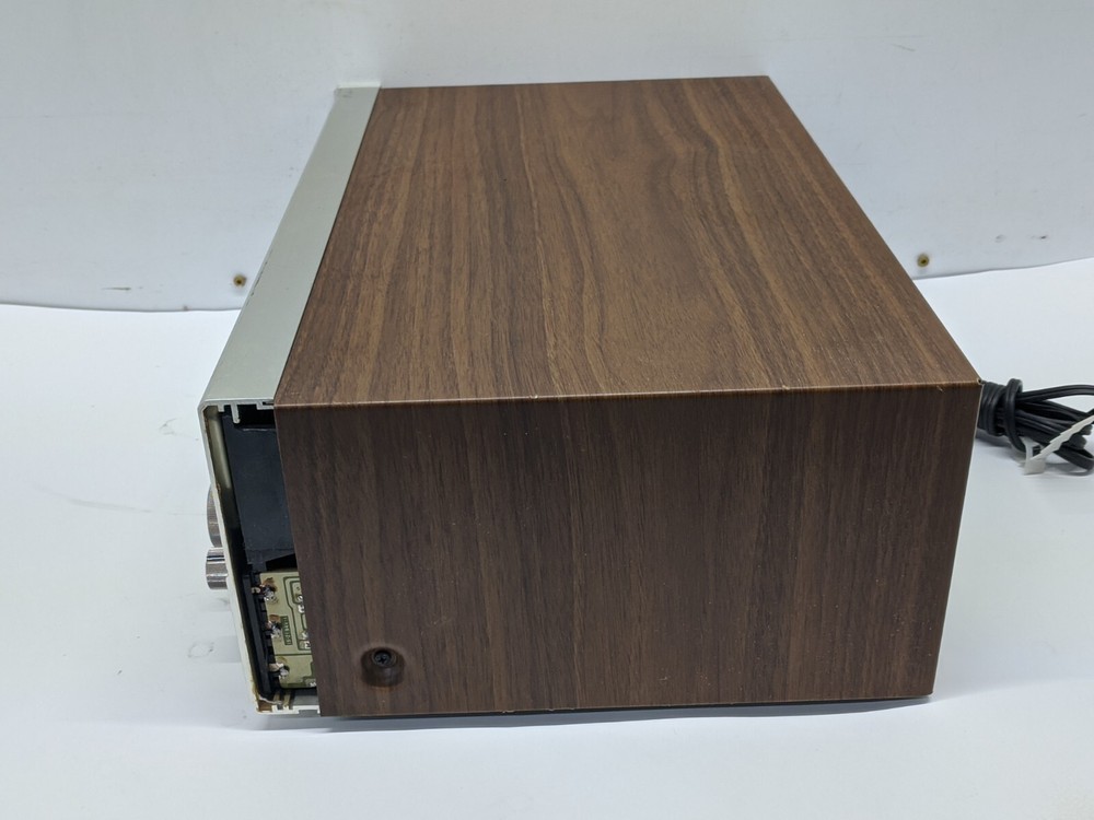 REALISTIC SCT-11 CASSETTE DECK PLAYER/RECORDER AS-IS Powers on READ