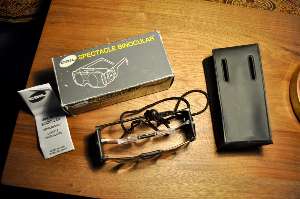 Coil - Adjustable Spectacle Binocular Vision Magnifying Glasses Far Vision 2x TV