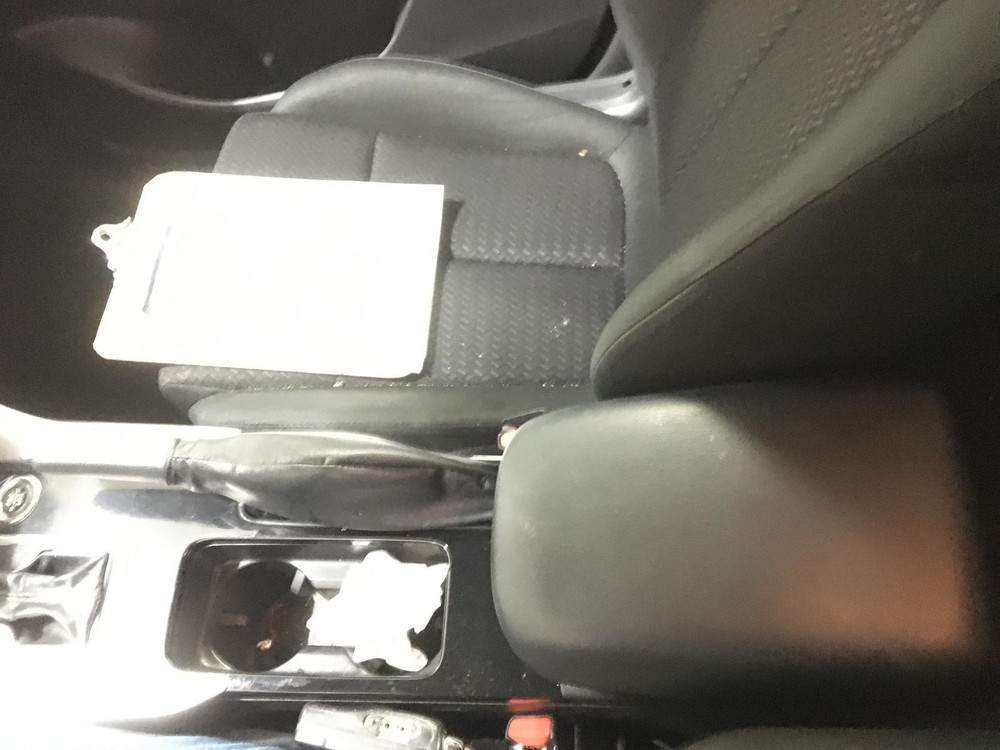 Used Floor Jack fits: 2020 Mitsubishi Eclipse cross Grade A