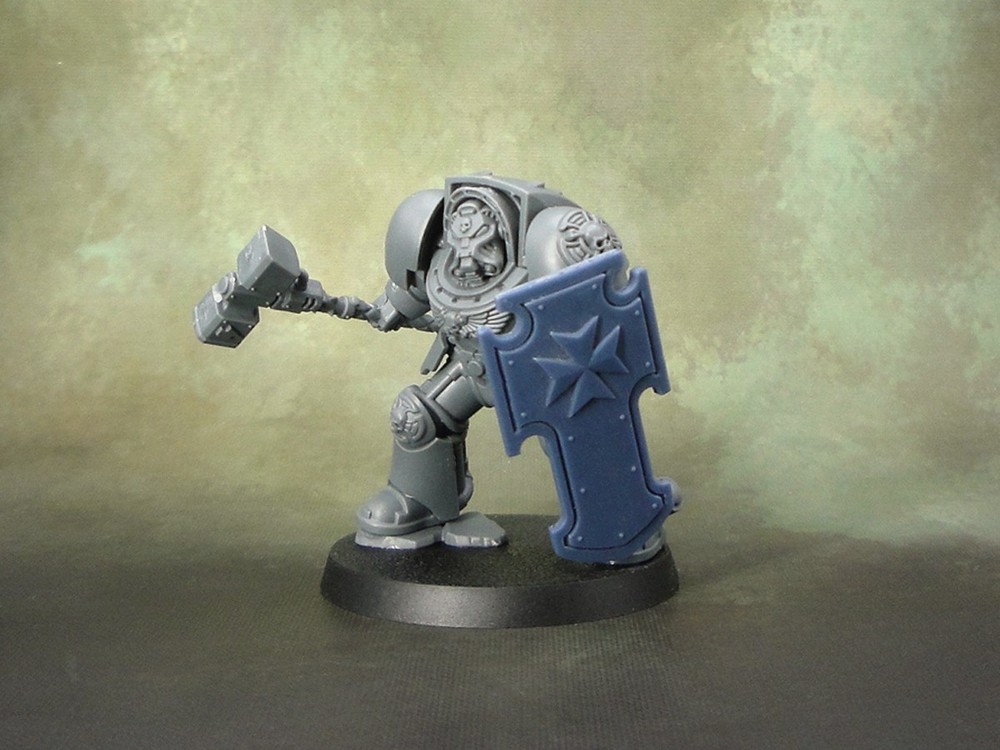 Exterminator Tower Shield Cross Basic - compatible with 40k terminator Storm
